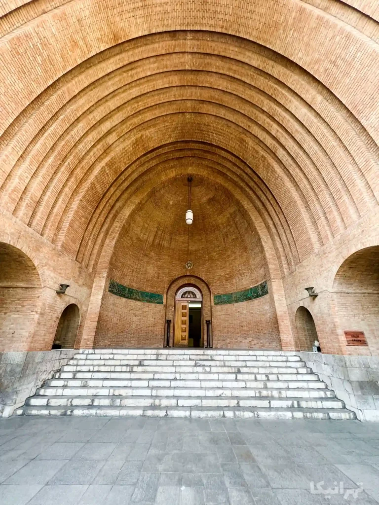 موزه ایران باستان