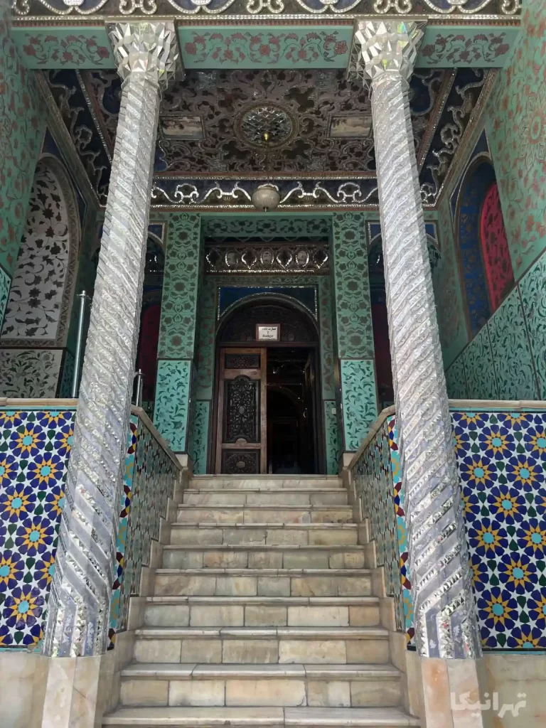 ورودی عمارت بادگیر