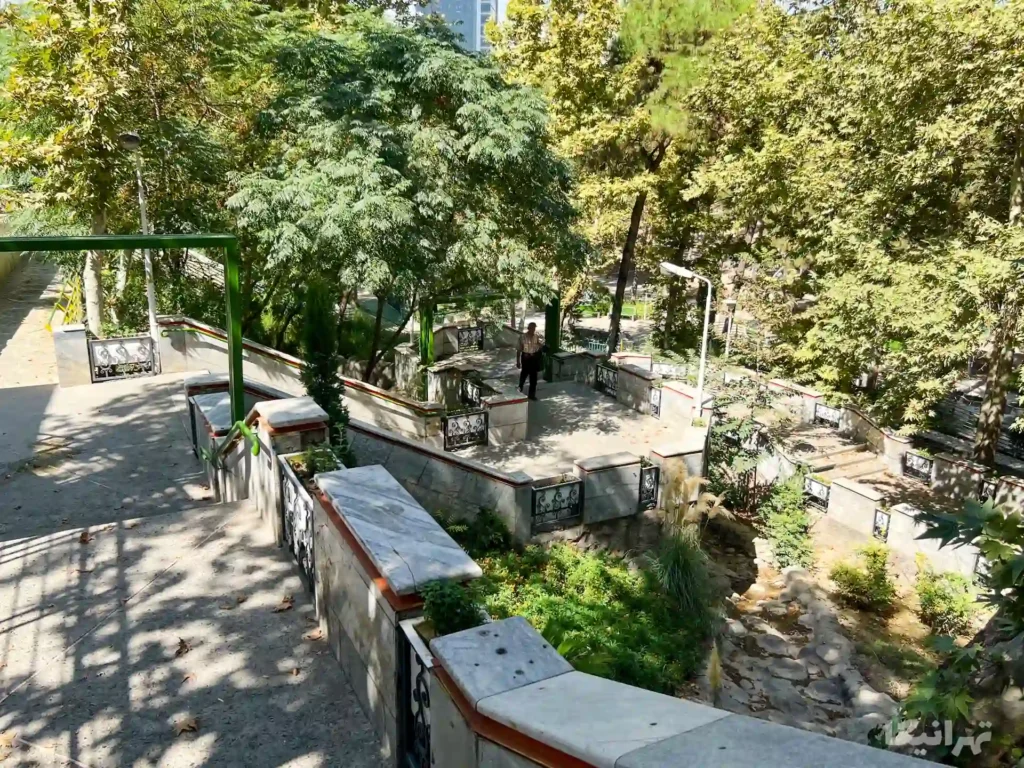 پارک ساعی