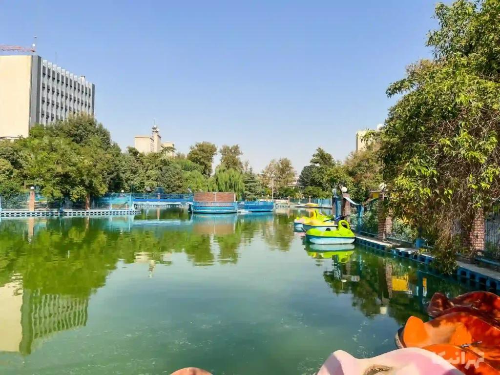 دریاچه پارک شهر