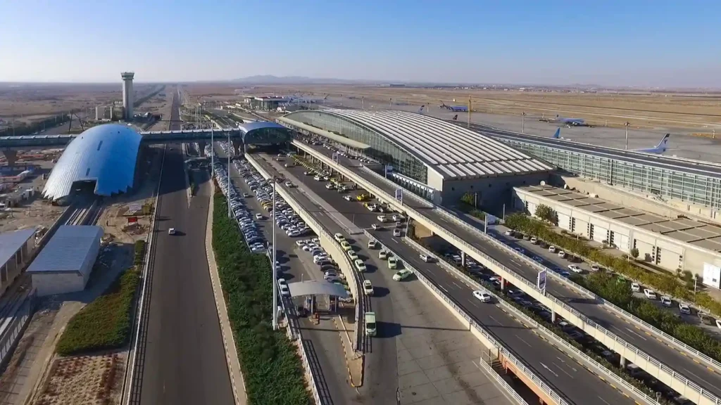 فرودگاه امام