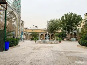 حیاط امامزاده سید اسماعیل