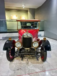 موریس آکسفورد موزه خودروهای تاریخی