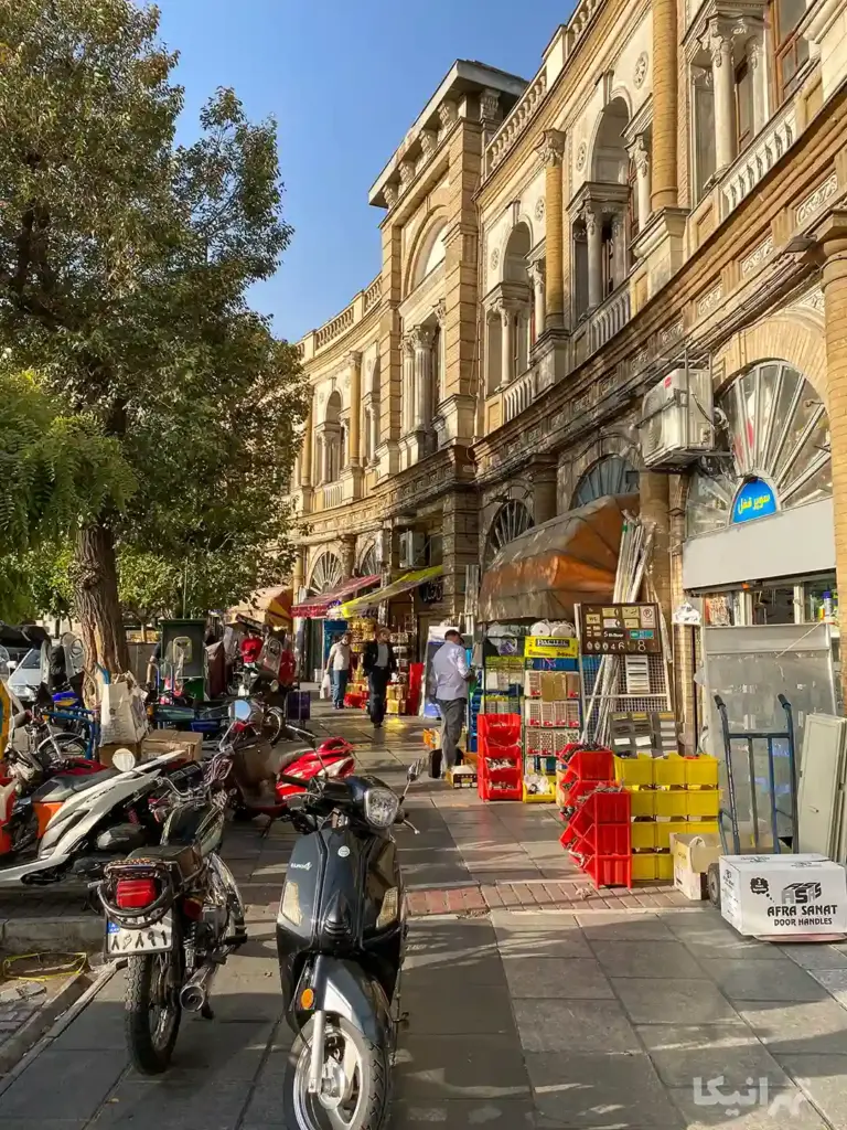 میدان حسن‌آباد