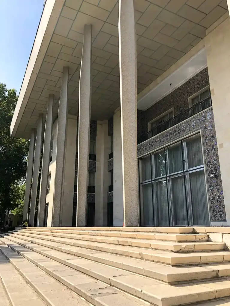 نمای جنوبی کاخ اختصاصی نیاوران