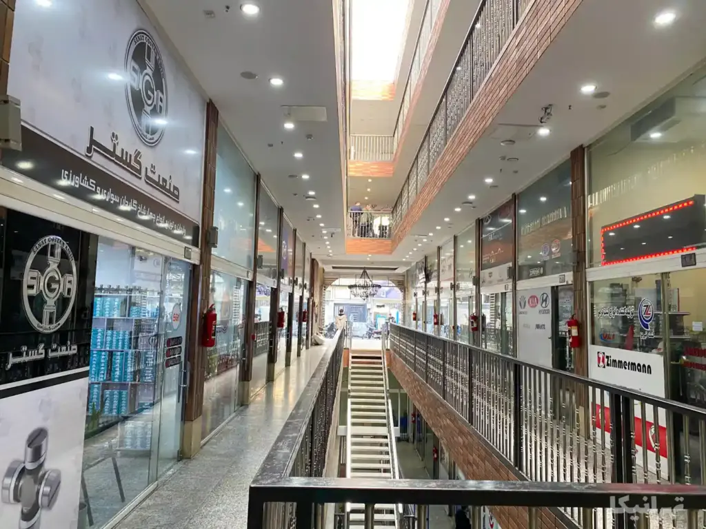 تصویر پاساژ آرمان چراغ برق