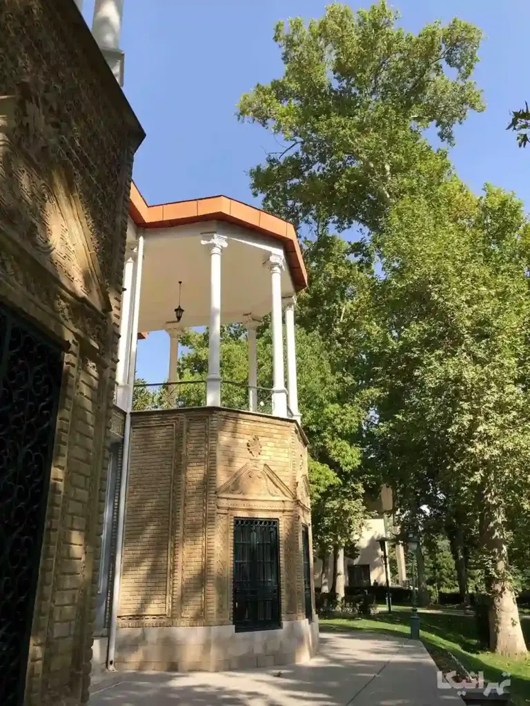 کوشک احمدشاهی